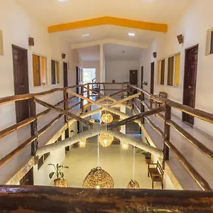 https://ruta-maya.tulum-hotels.net